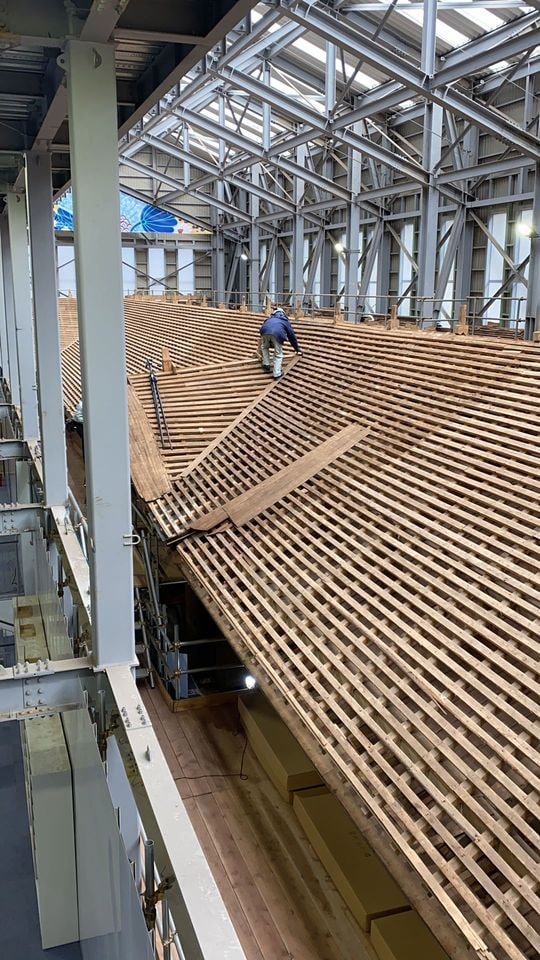 比叡山延暦寺の国宝・根本中堂は現在、大規模改修中。