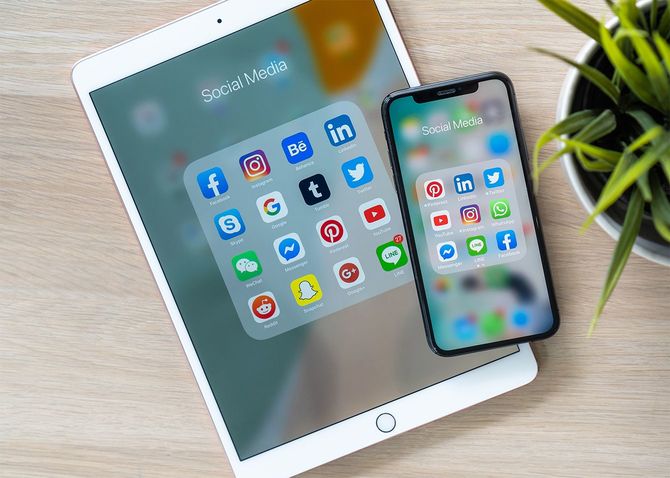 スマートフォン