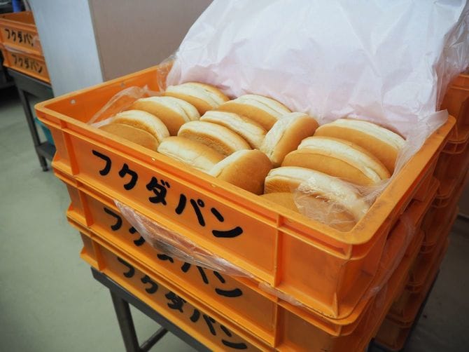 学校の売店で子供たちの胃袋を掴んだ