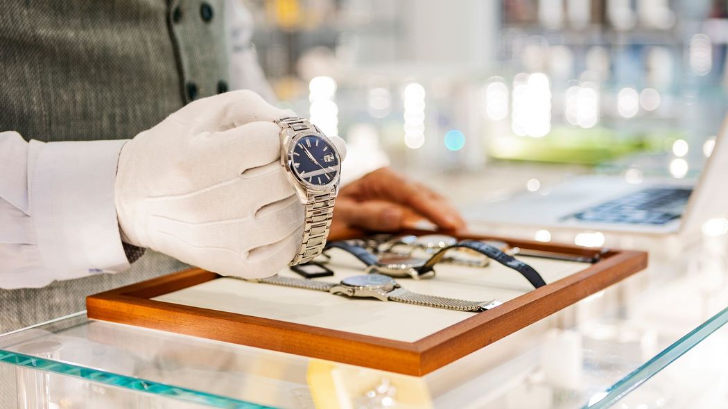 最近は20代客も増加中…どの商品も最大10%割引になる｢百貨店の外商｣というすごいサービス ポイント還元､商品券でのお返しなど他の特典も満載