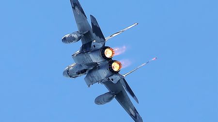 F-15に乗ると｢地球は丸い｣と実感できる…戦闘機パイロットしか体験できない｢高度5万フィート・超音速｣の世界  最もGがかかるのは加速時ではなく､急旋回時 | PRESIDENT Online（プレジデントオンライン）