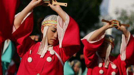 高知｢よさこい祭り｣は､徳島｢阿波踊り｣に対抗してできた…文化や伝統を｢守るべき｣という人が誤解しがちなこと  バリ島｢ケチャダンス｣はドイツ人によって創られた | PRESIDENT Online（プレジデントオンライン）