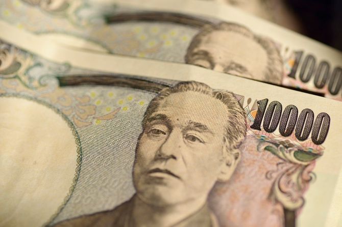 よれよれの一万円札