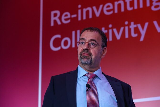 2024年10月14日、ギリシャ・アテネで開催されたエコノミスト会議に出席したMITのダロン・アセモグル教授