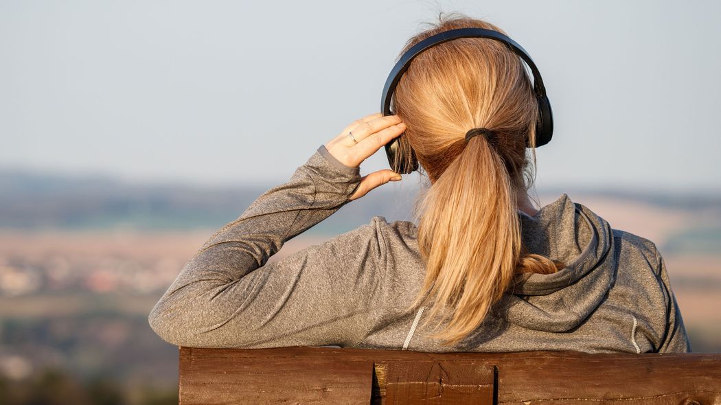 自覚症状は｢聞こえにくい｣だけではない…気づいたときには手遅れなこともある｢ヘッドホン難聴｣の恐ろしさ ノイズキャンセリング機能の活用は予防に効果的