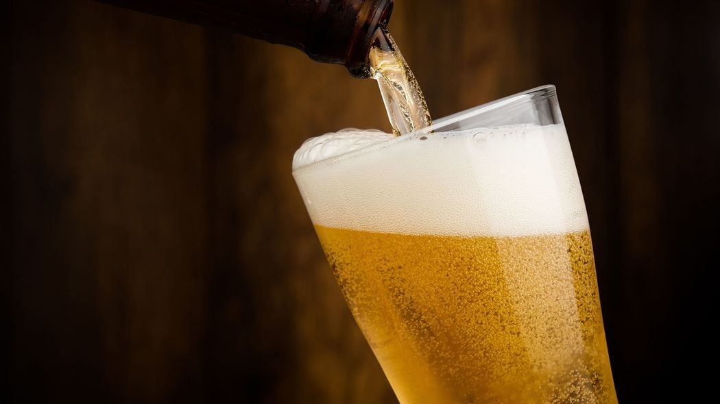 ｢1杯目のビールは美味しい｣原理を仕事ができる人はこう応用する…目標達成に欠かせない頭と机の整頓術 ｢知っておいて損はない｣は実は大損する