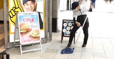 92歳で週4日勤務をこなすマックの人気クルー｢民ちゃん｣が毎日3回食べる