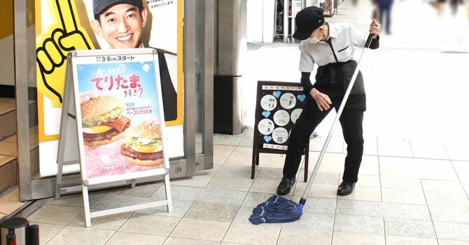 仕事中の本田さん