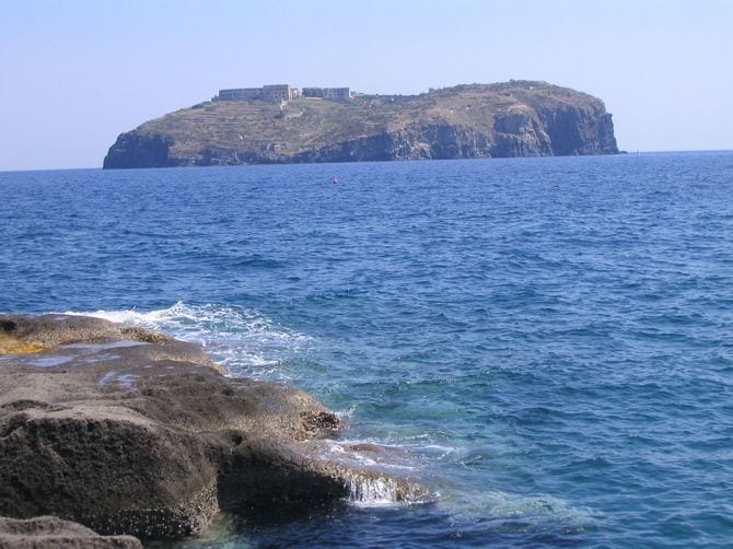イタリア・ヴェントテーネ島、サント・ステファノ
