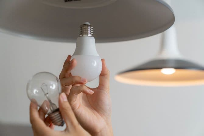 白熱電球からLED電球に変える