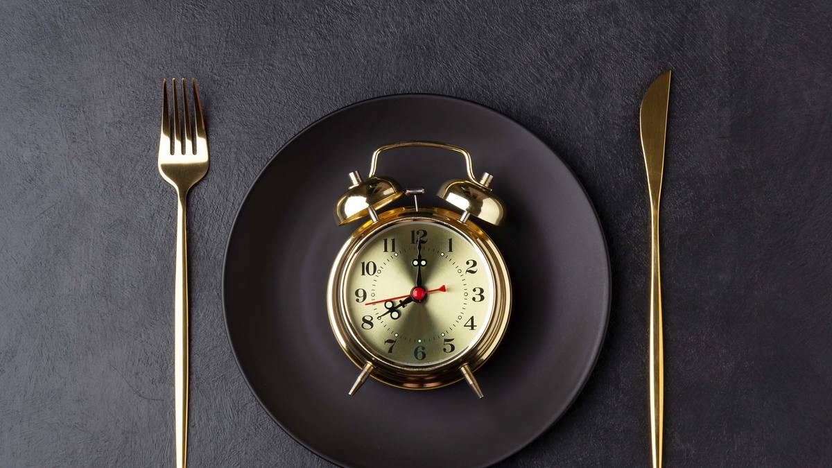 ｢16時間はなにも食べるな｣最新医学が勧めるプチ断食の3大効能 - ｢空腹｣こそ長寿と健康のカギだった