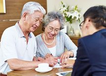 定年後10年間は"保険で食べる"方法とは