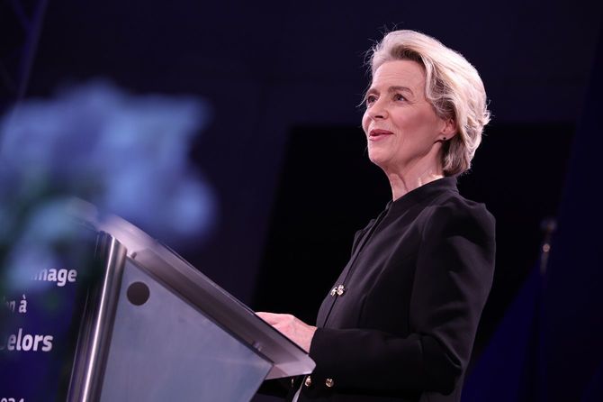 2024年1月31日、ジャック・ドロール欧州委員会元委員長の追悼式典にフォンデアライエン欧州委員会委員長登壇