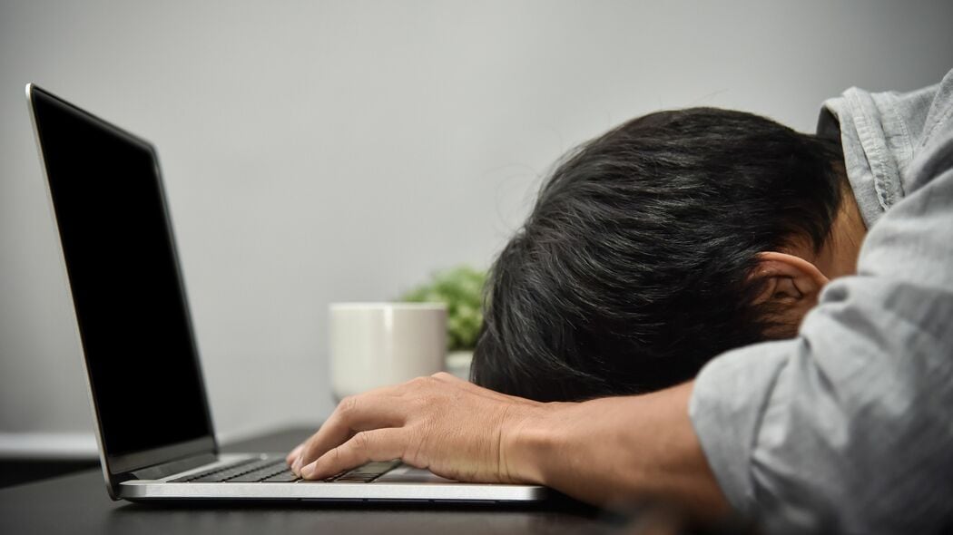 しっかり寝たはずなのに､朝から眠い…眠りのホルモンを約55%減らし､翌朝の目覚めにも響く｢寝る前の習慣｣