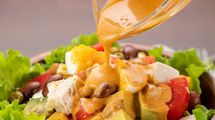 脂肪ゼロなのに塩分は2倍…栄養学の専門家が指摘する｢生野菜×ノンオイルドレッシング｣の意外な落とし穴