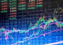 日経平均株価「年末までは上昇基調続く」