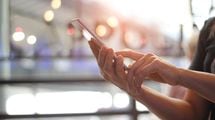 ｢思い出せない言葉も検索できる｣スマホ情報収集の達人は検索窓に何を入れているか
