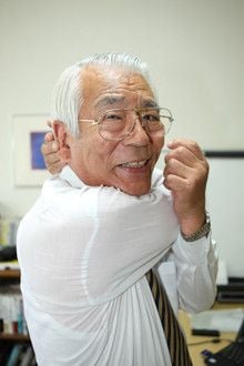 <strong>長谷川和廣</strong>●1939年、千葉県生まれ。中央大学経済学部を卒業後、数社の世界企業で代表取締役などの要職を歴任。また企業再生のプロとして、2000社を超える赤字会社の大半を立て直す。現在は会社力研究所代表として、赤字に悩む多くの経営者の相談に乗っている