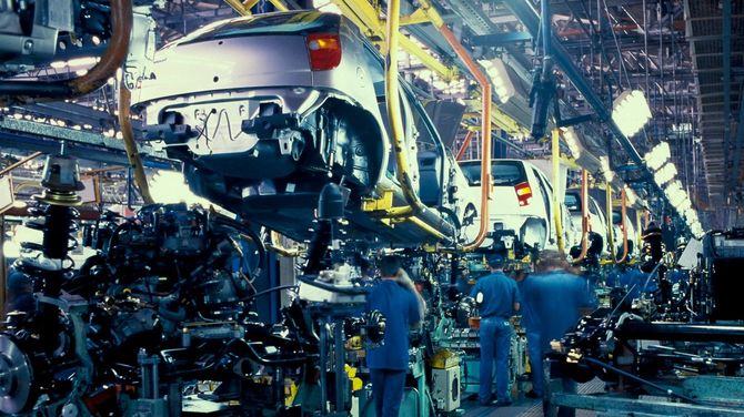 自動車工場のライン