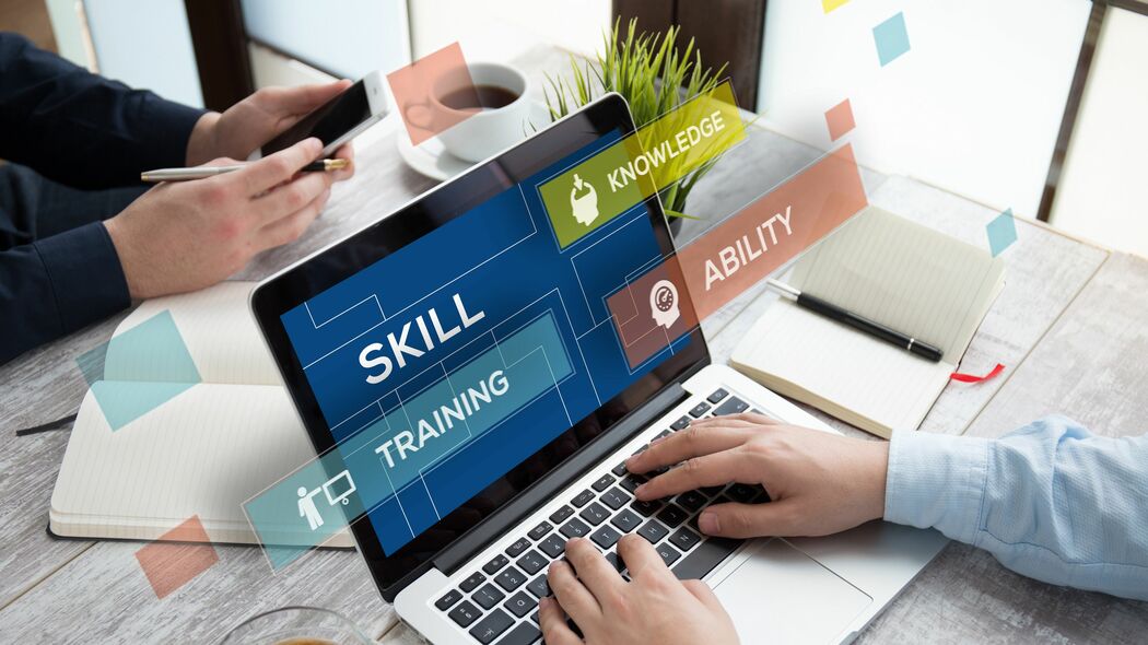 正規･非正規の二択ではなく｢総契約社員化｣の流れがくる…専門家が見る人手不足大国･日本のこれから メンバーシップ型の時代とは働き方の根幹が変わる