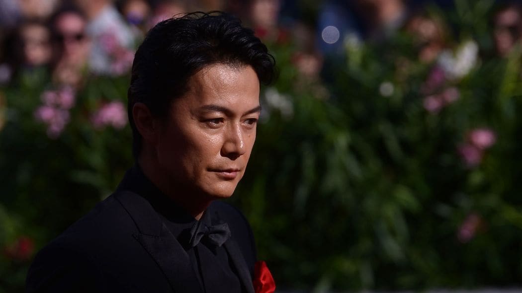 ｢モザイク入りなら子ども写真も黙認｣芸能事務所が週刊誌報道に猛抗議をしないワケ 業界内に存在する｢2つのルール｣