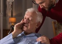 介護離職の「年10万人」はまだ序の口だ