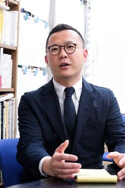 元NHKアナウンサー 塚本 堅一