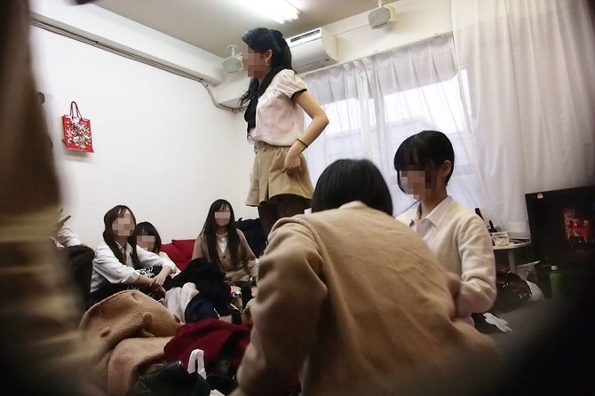 「女子高生無料休憩所」の待機場の様子