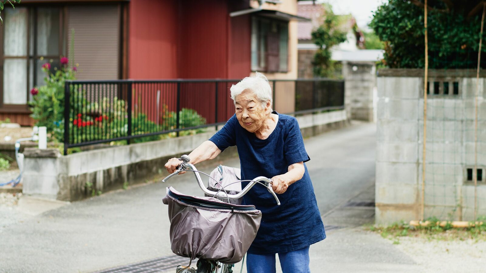 80年働いてきた97歳現役看護師が語る50年前の"忘れることができないほどの苦労" 新しい仕事も断ることなく引き受ける主義