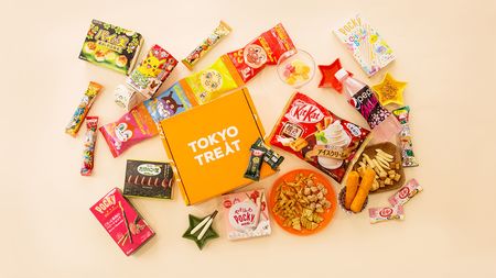 桜オレオ 抹茶ポッキー 世界中の日本好きがハマる お菓子ボックス の中身 会員100万人の理由は 季節限定品 President Online プレジデントオンライン