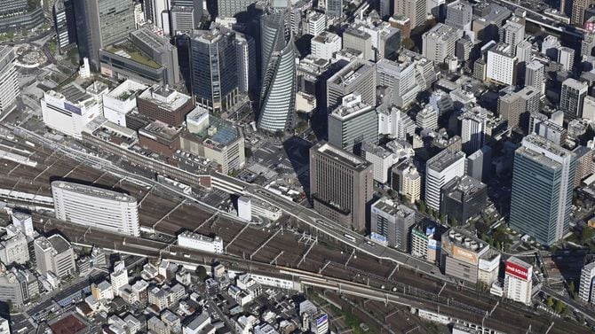 名古屋鉄道の名古屋駅周辺＝2025年11月10日（共同通信社ヘリから）