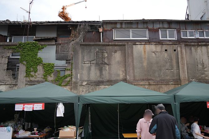 飛田新地（遊郭）の「嘆きの壁」