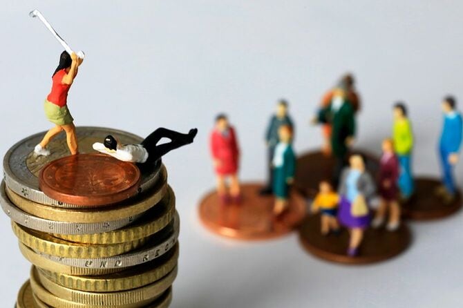 経済的不平等の抽象的なイメージ