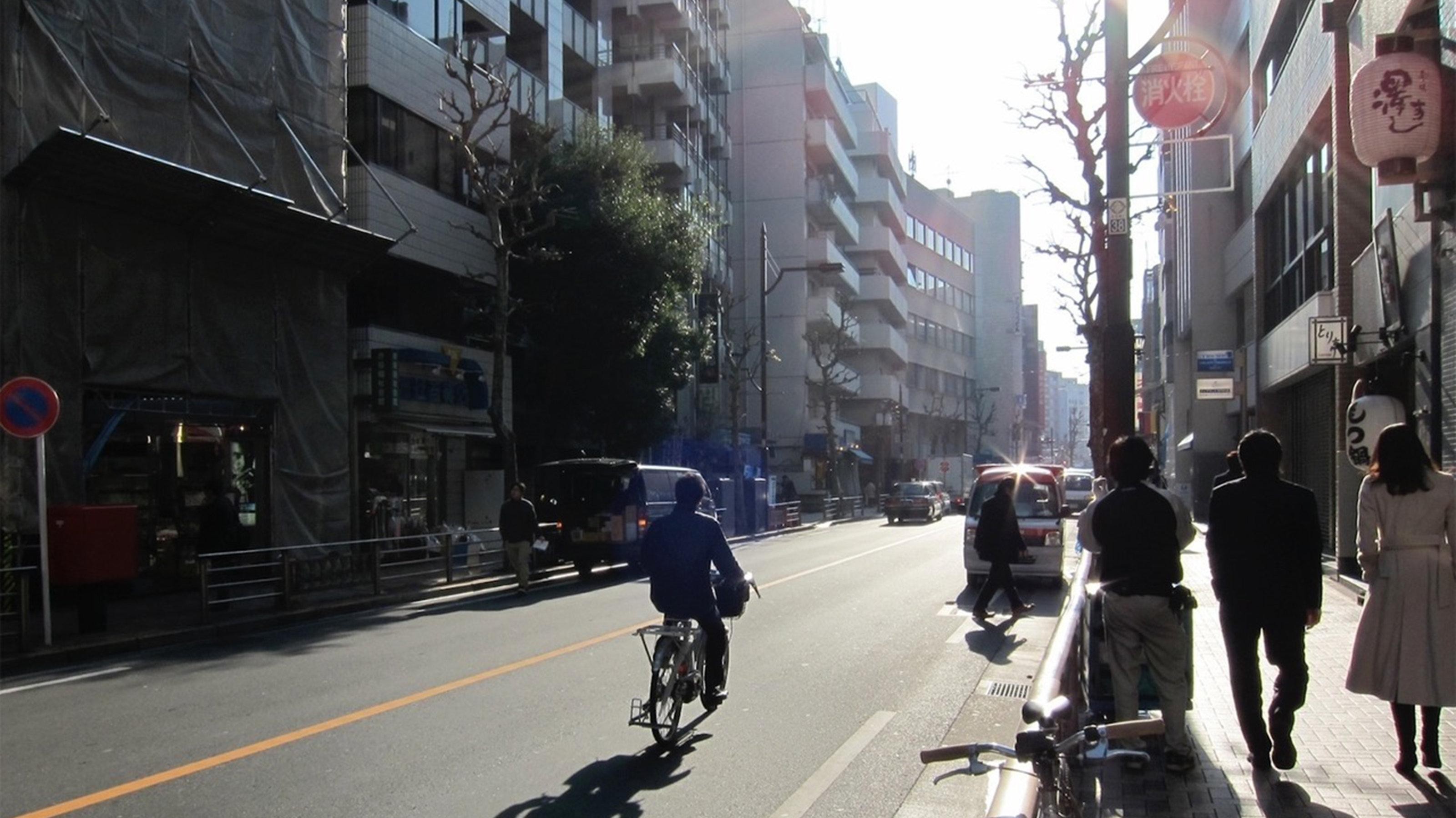 ｢ルール無視のバカ自転車｣はどうすれば撲滅できるのか…有効そうな｢自転車免許｣ではまったく意味がない理由 ｢バカでもとれる免許｣をつくっても税金のムダ  | PRESIDENT Online（プレジデントオンライン）