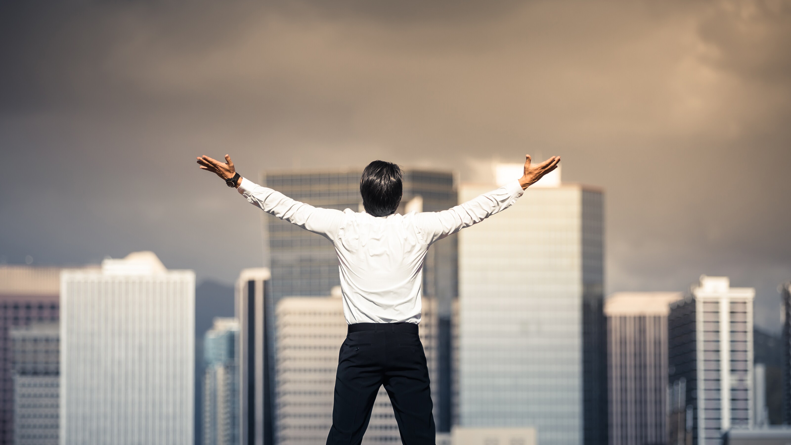 アパ社長が伝授 幸せな会社員人生を歩む方法 すごい運 を持って強く生きるには President Online プレジデントオンライン