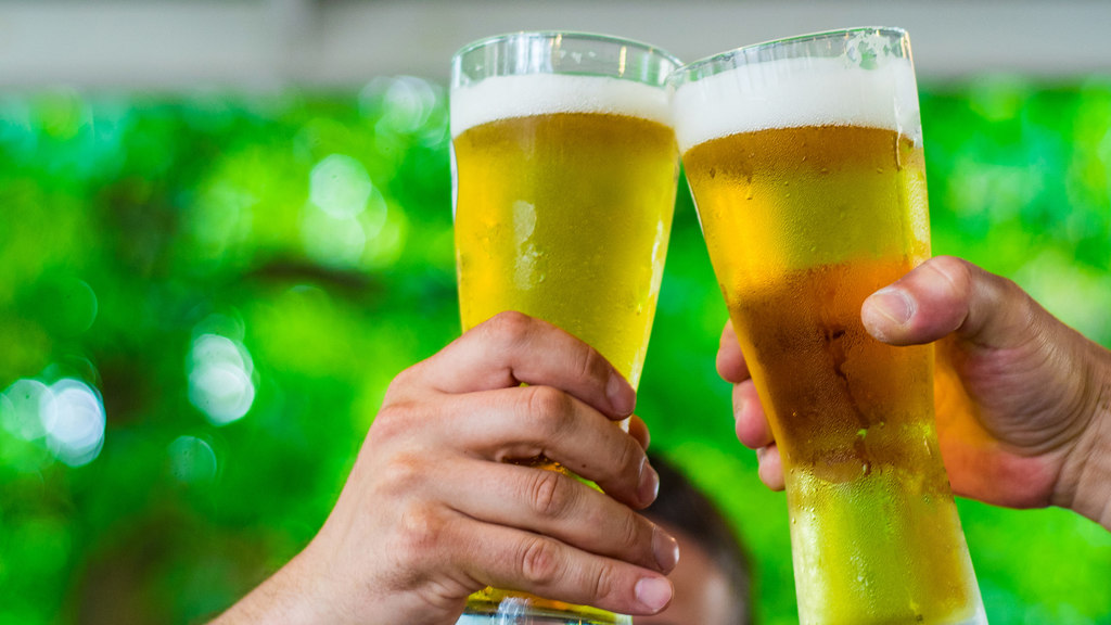 本能的においしいはずがないビールを､なぜ人はゴクゴクと飲み干すのか - ｢のどごし｣が求められる科学的理由