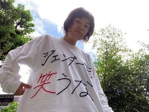 山崎ナオコーラさん