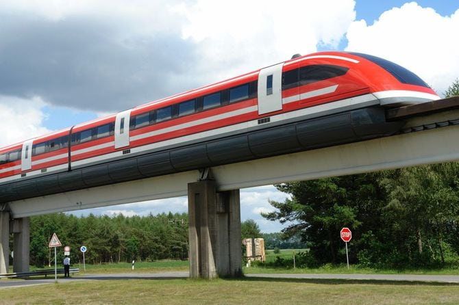 磁気浮上式鉄道「トランスラピッド」の先行量産型車両「TR09」