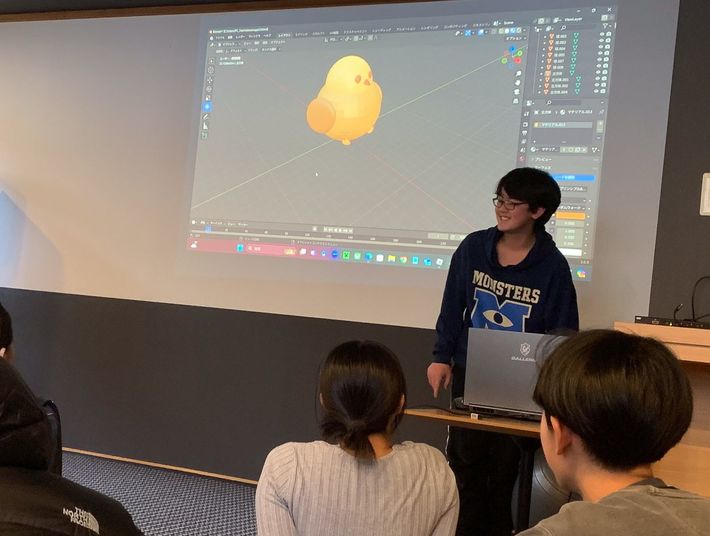 3Dデータを自作し、発表する生徒も