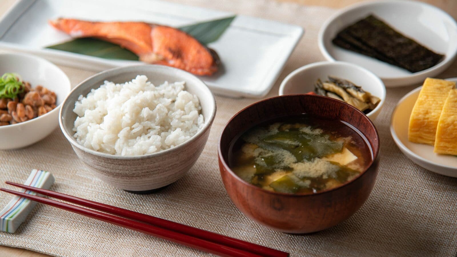 ｢食事中むせる｣｢すぐつまづく｣人は脂肪肝の疑い…肝臓外科医が40代から勧める｢朝食に摂取すべき｣食材の名前 毎日こまめに食べるのがコツ