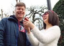 浅草をアクサと翻訳「ポケトーク」の実力