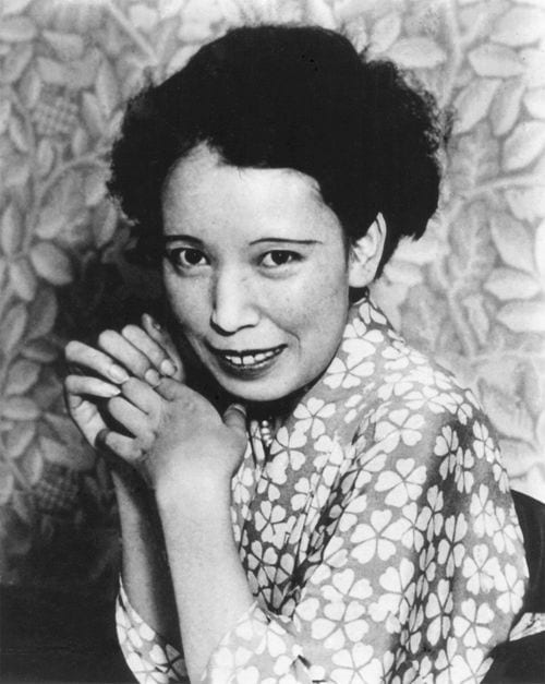 32歳のころの宇野千代、1930年9月12日