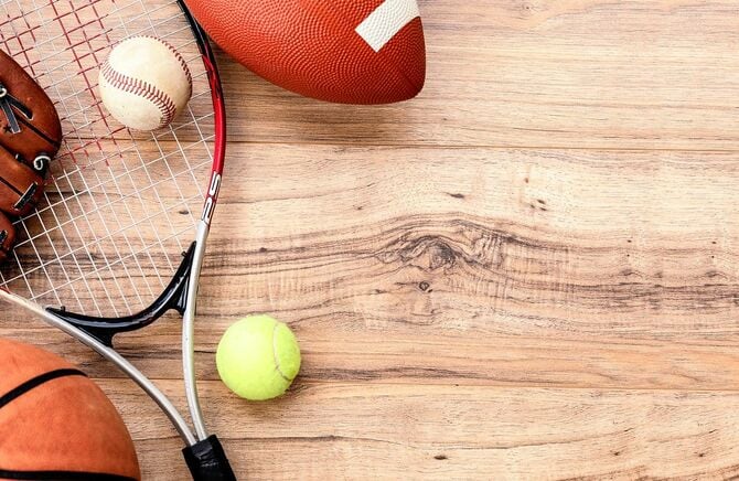 テニス、バスケットボール、野球、サッカーのスポーツボールの装備