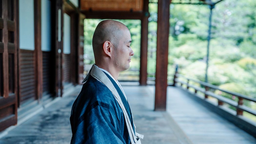 ｢自己肯定感が急低下したときに効く｣禅僧が座禅中に背中がかゆくなった時に使う"ある手法" 自分の感情に振り回されなくなる