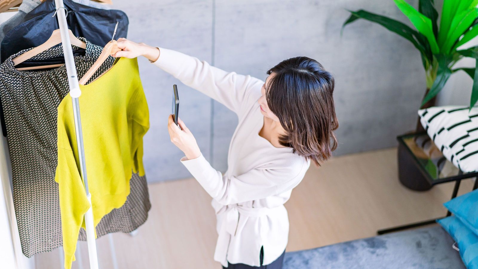 もはや｢ユニクロをダサい｣という人は一部マニアだけ…ユニクロが｢メルカリ最多ブランド｣になったワケ 海外ブランド撤退は｢日本が見捨てられた｣ではない