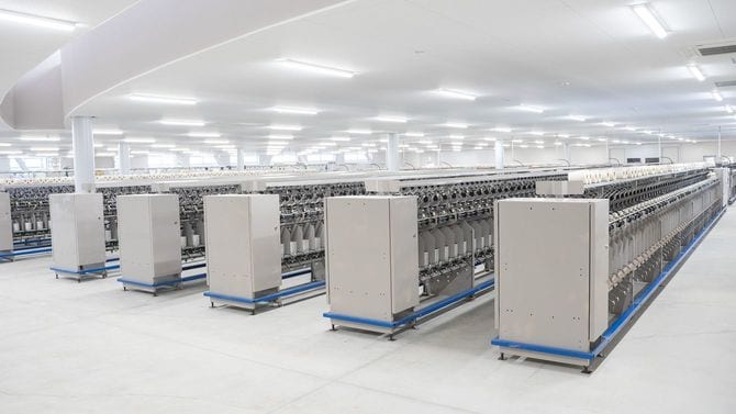 双葉事業所に導入された最新鋭の撚糸設備