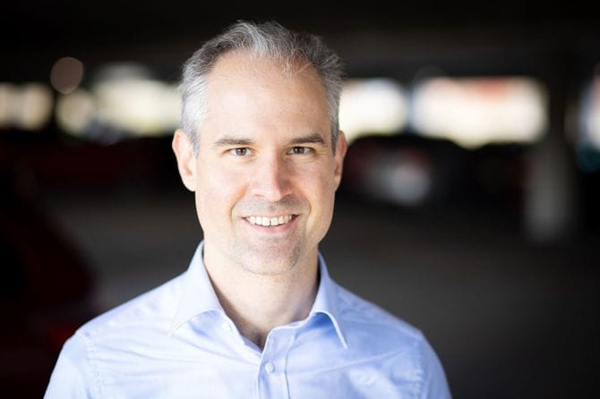 マイケル・B・ホーン氏