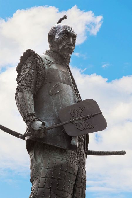 大阪市・大阪城豊国神社の豊臣秀吉像