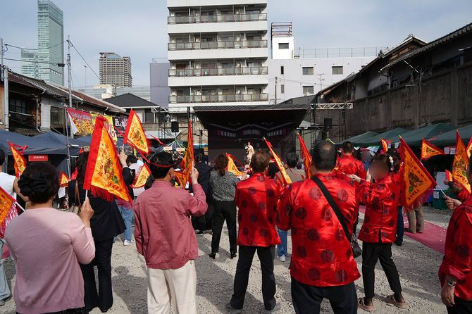 飛田新地のすぐ隣で「西成中華街」の一大イベントが開催されていた！