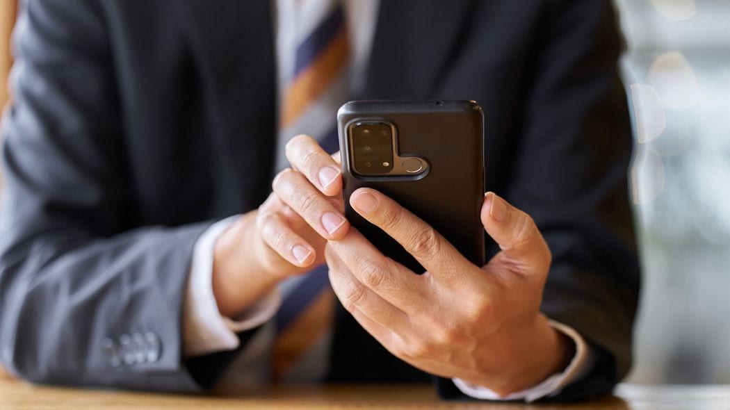 どんなに頭の良い人でもこれを知らないと"カモ"になる…情報と時間に追われる現代人に必要な｢心理学の知識｣ ｢起業家の成功物語｣に踊らされてはいけない